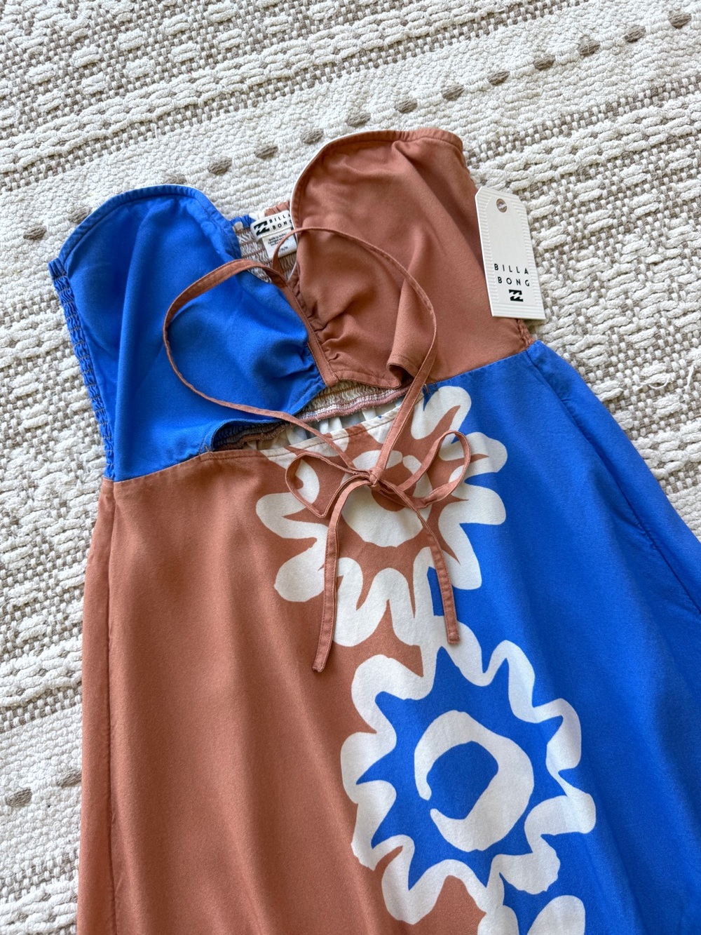 ๐ฅ๐ฅBILLABONG - TRIPPIN DIPPIN DRESS๐ฅ๐ฅ - Picture 7 of 13